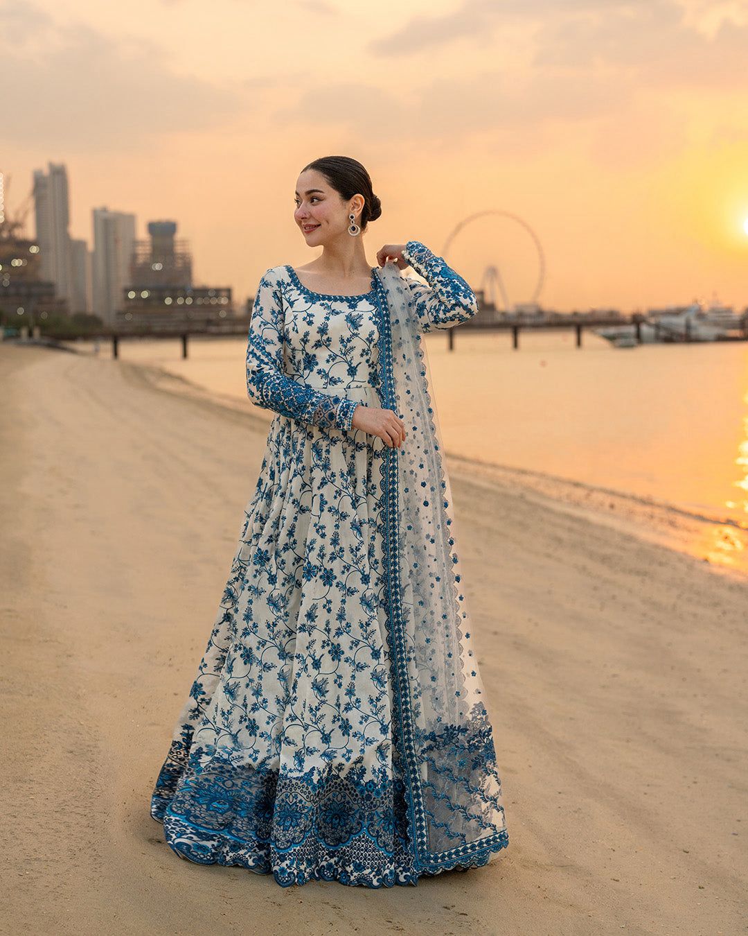 Hania Amir