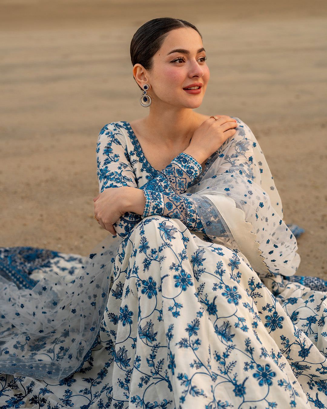 Hania Amir